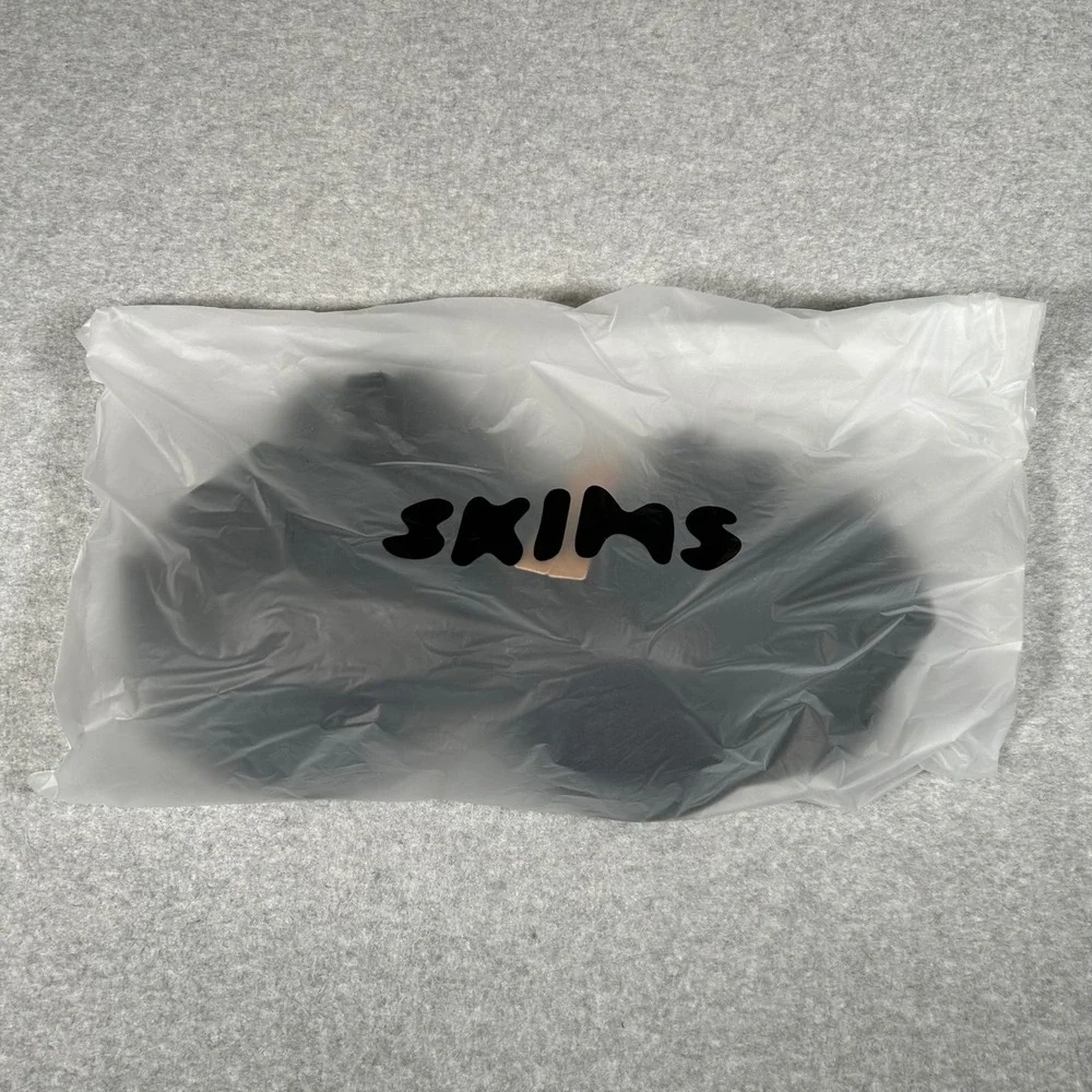 SKIMS‎ Smoothing Intimates Full Coverage Lightly Lined Bra Onyx Black  44C NEW - Picture 6 of 6
